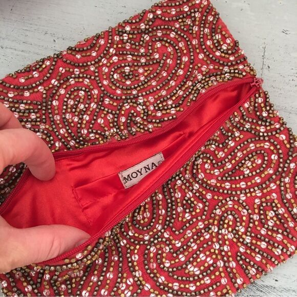 Moyna Red Beaded Boho Clutch Bag Purse - Picture 4 of 4